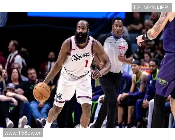 快船迎战鹈鹕比尔复出与哈登小卡琼斯祖巴茨联手出战