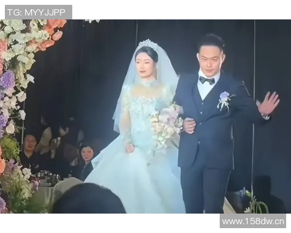 皮尔斯回忆初次约炮经历与前妻结婚的缘分与故事