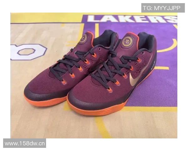 11月球鞋上脚配色排行榜科比鞋款霸占六席引发热议 11月球鞋上脚配色排行榜科比鞋款霸占六席引发热议