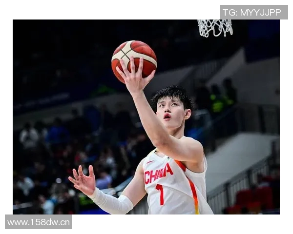 NBA中国赛成为曾凡博证明实力的绝佳舞台篮网竞争环境严酷考验年轻球员