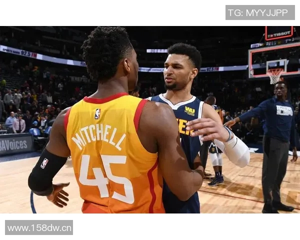 米切尔第三节伤退仅得15分2板2助球迷心痛不已遗憾难忍 米切尔第三节伤退仅得15分2板2助球迷心痛不已遗憾难忍