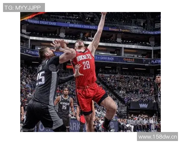 范弗里特谈对手防守策略称无人能挡申京的强大实力