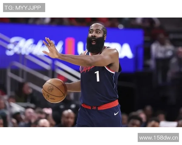 各队单场三分球纪录保持者揭秘哈登三次平纪录仅三人达到13三分